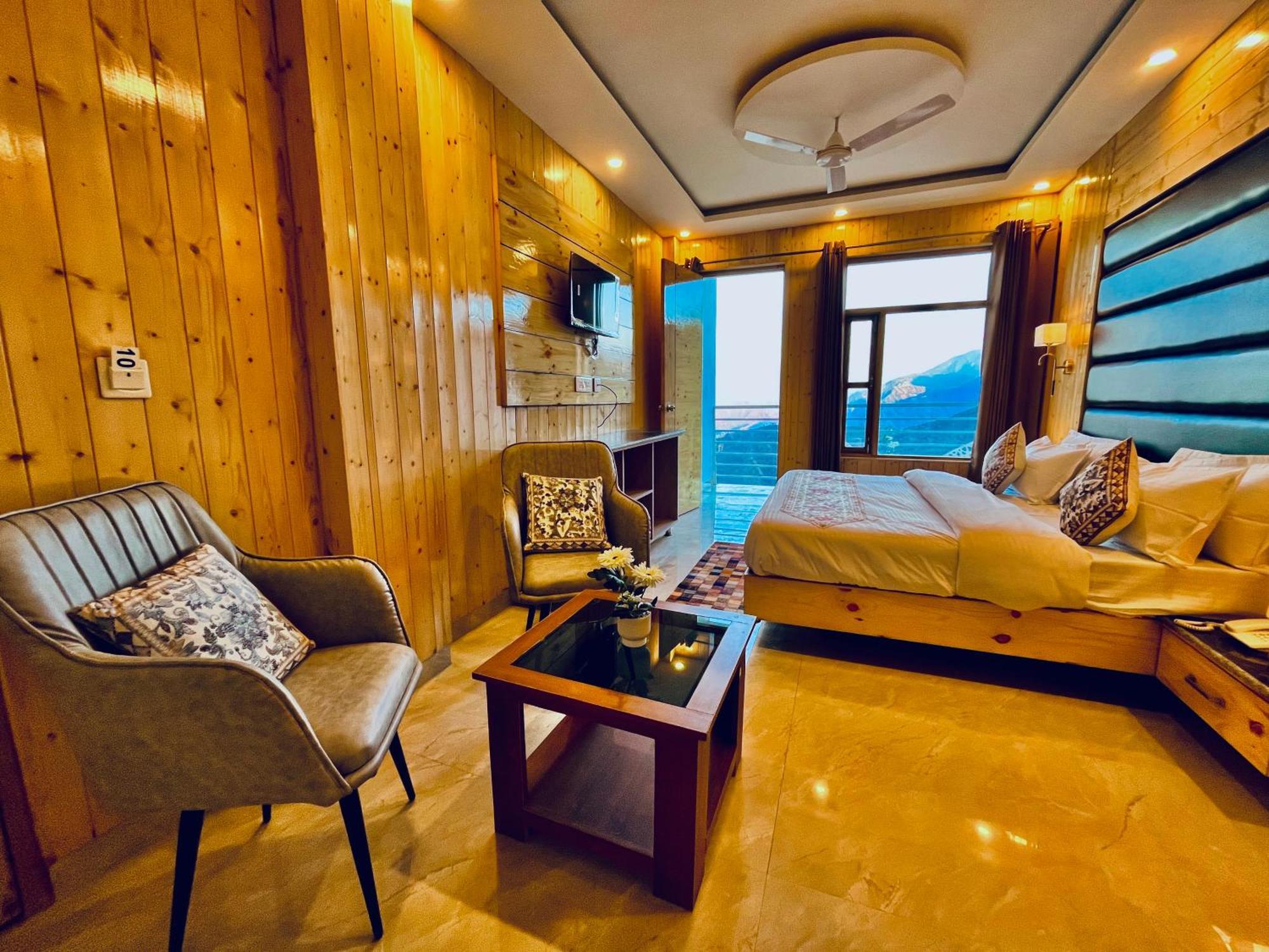 Hotel Classic Crown - #Scenic Mountain View #Open Terrace #Parking #Premium Rooms With Balcony #Guest Preferred #Best Selling Hotel In Mussoorie Kültér fotó